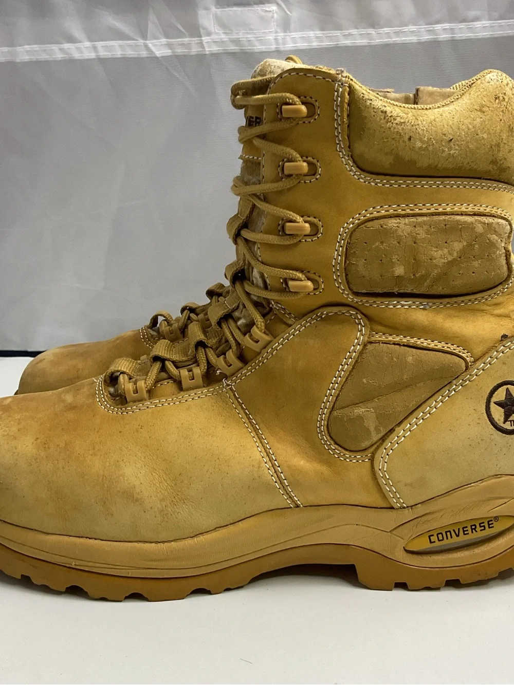 Converse rugged men’s